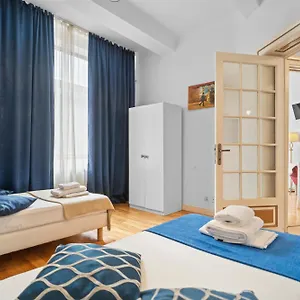 Golden Residences - & Penthouse In Old Town Apartment