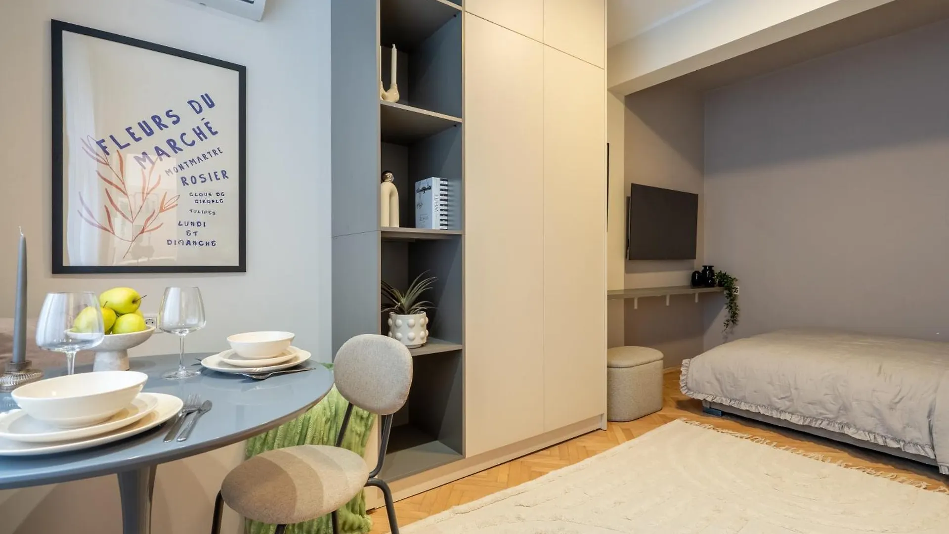Old Town - Carada 5 - Urbannest Bucharest Apartment