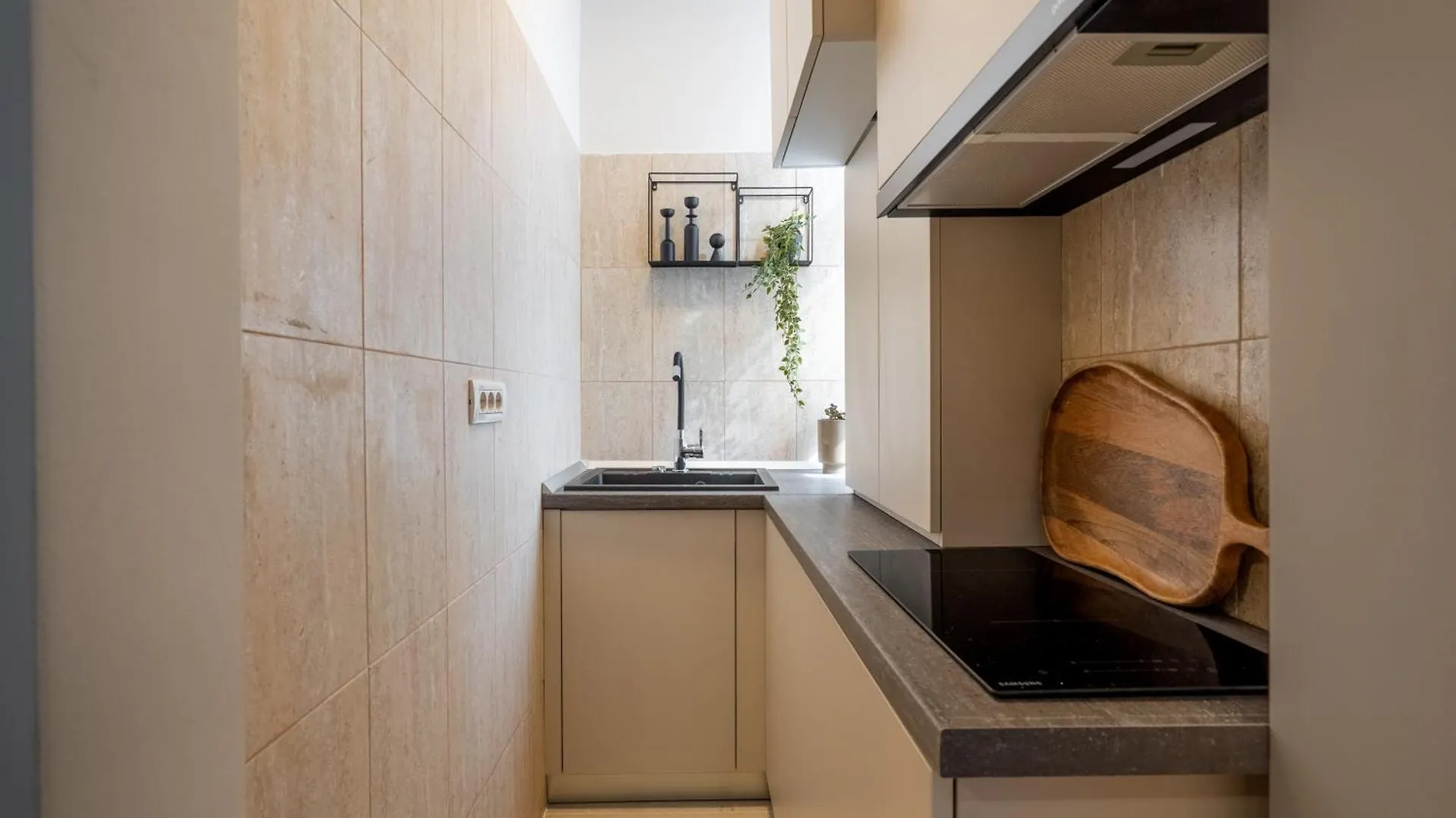 Old Town - Carada 5 - Urbannest Bucharest Apartment